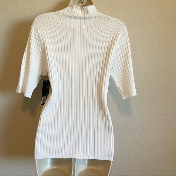 525 America Mock Turtle Neck Ribbed Short Sleeve Top Size Large Bleach White NWT - Picture 2 of 4